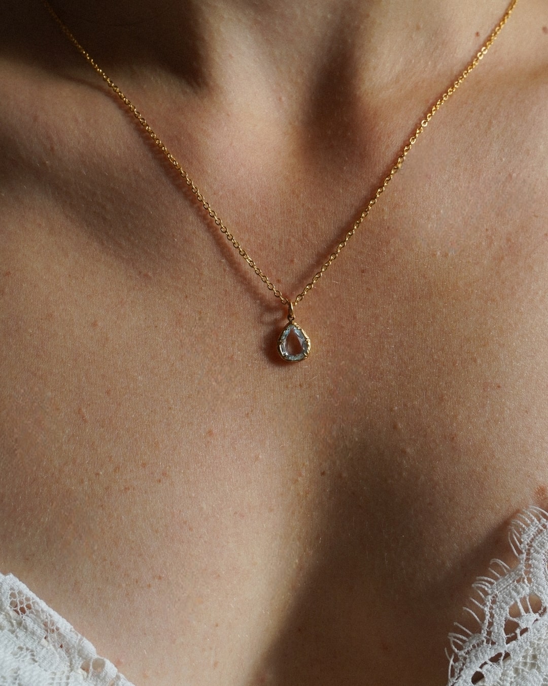 Halskette Echtstein-Drop Blue Topaz