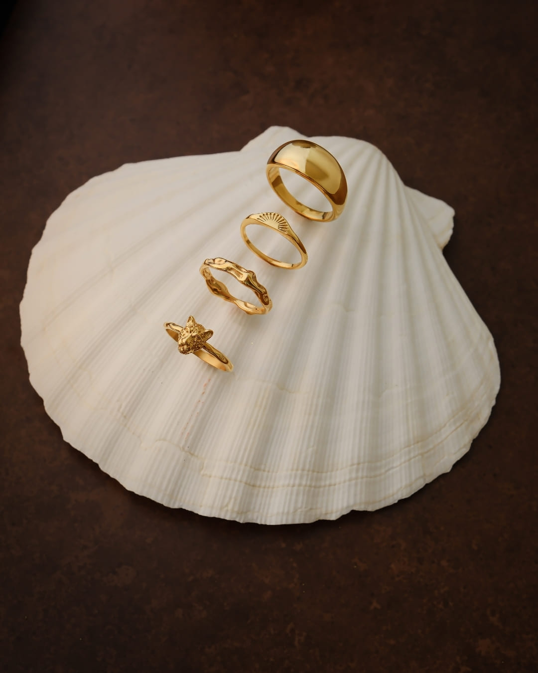Ring Leo