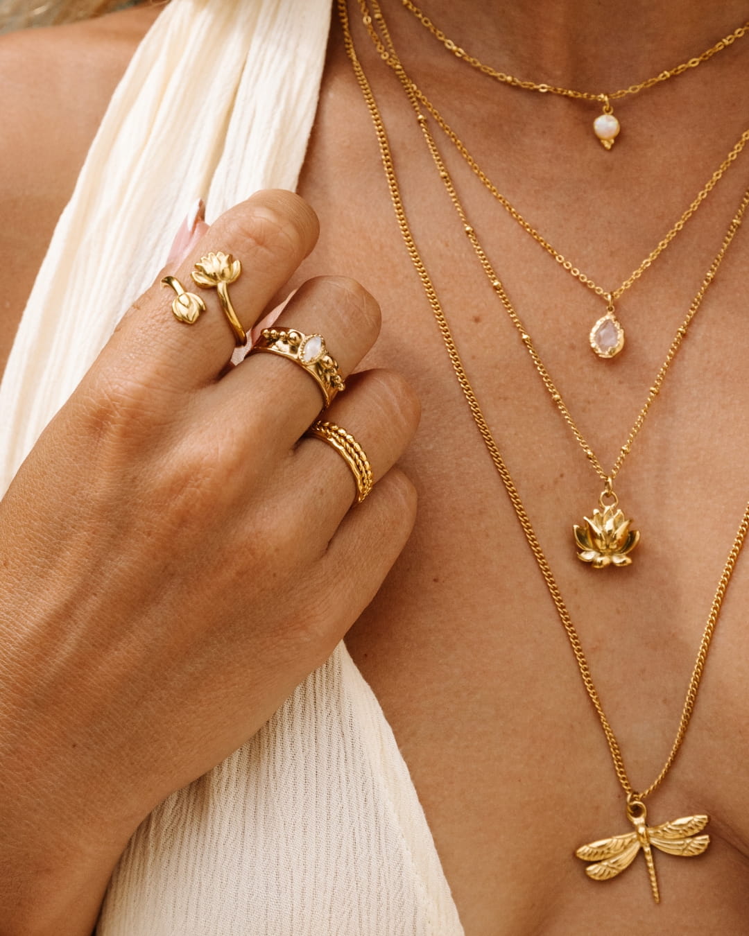 Ring Lotus