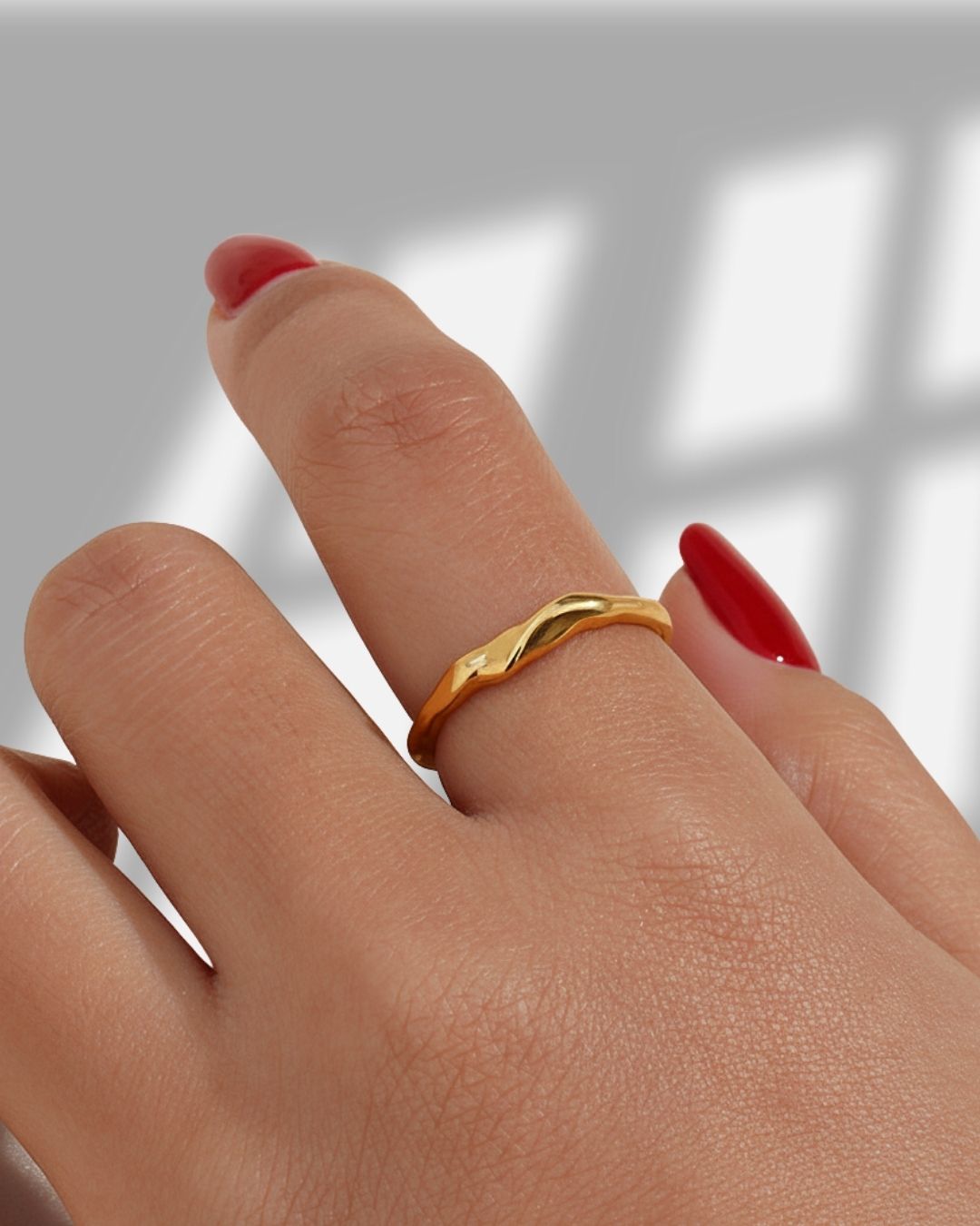 Ring Simplicity