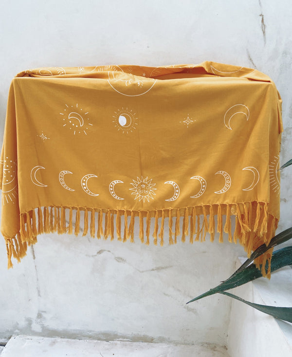 Sarong Sun & Moon Yellow